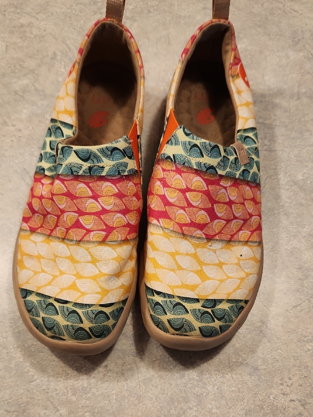 UIN Women's Multicolor Patterned Slip-On Moccasins - Pink, Yellow, Teal